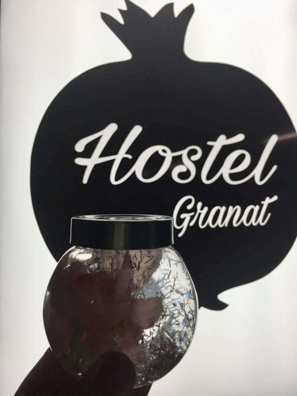 Hostel -Hotel Granat Rivne City Exterior foto