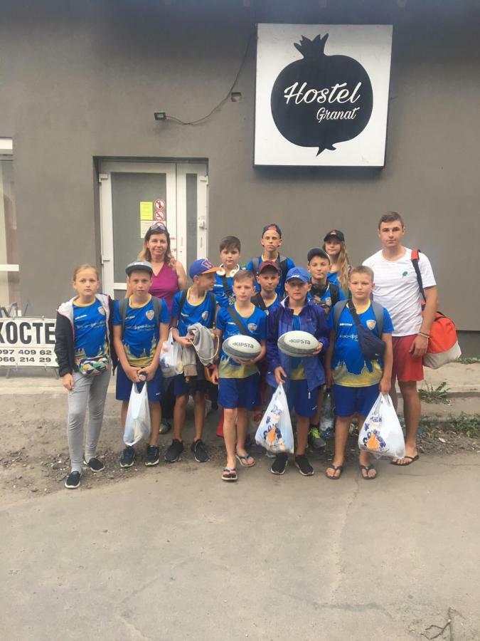 Hostel -Hotel Granat Rivne City Exterior foto